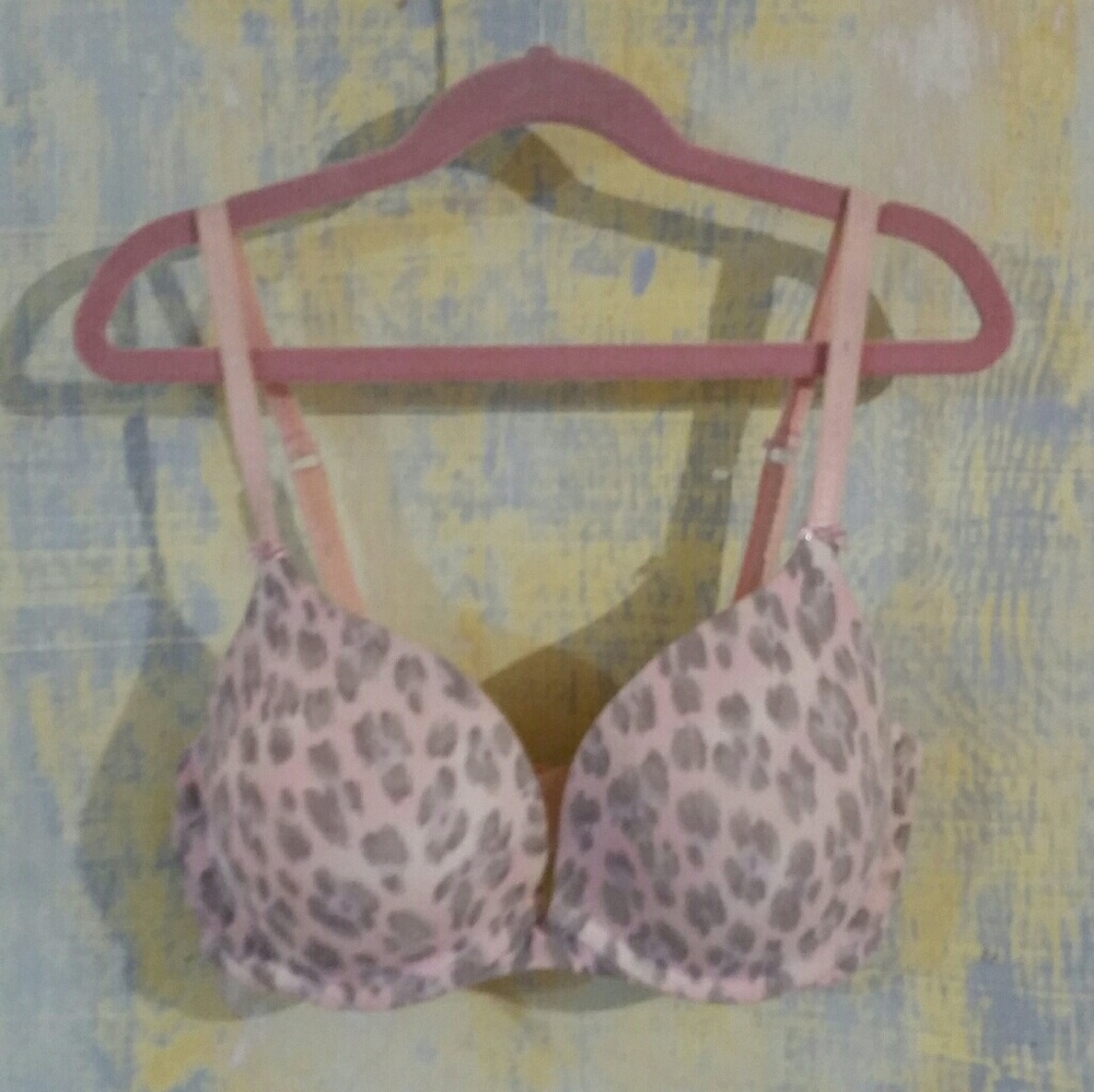 Victoria's Secret bra size 34D